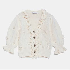 ❌Sold❌NWT ZARA RUFFLED FLORAL CARDIGAN